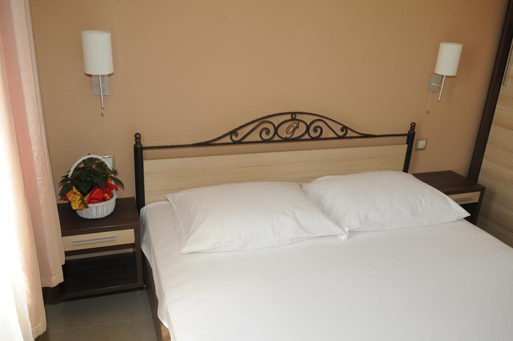 Palvile Apartmani Palić Rum bild