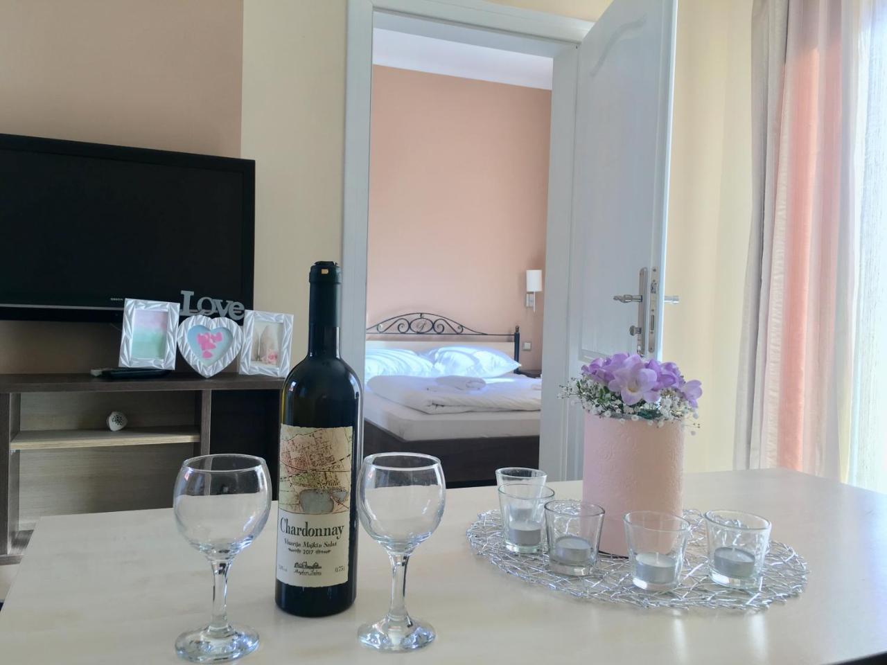 Palvile Apartmani Palić Exteriör bild